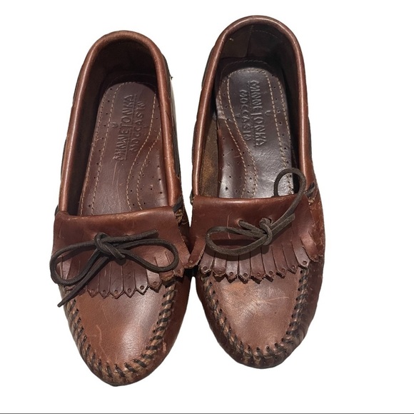 Minnetonka Brown Leather Slip On Classic Driving Loafer - Picture 6 of 15
